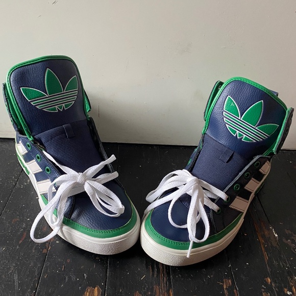 ADIDAS (80s Brooklyn Style Vintage) - Picture 7 of 9